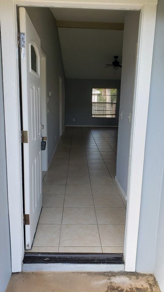 23 Ocean Breeze Cir #15 - Photo 2 of 32
