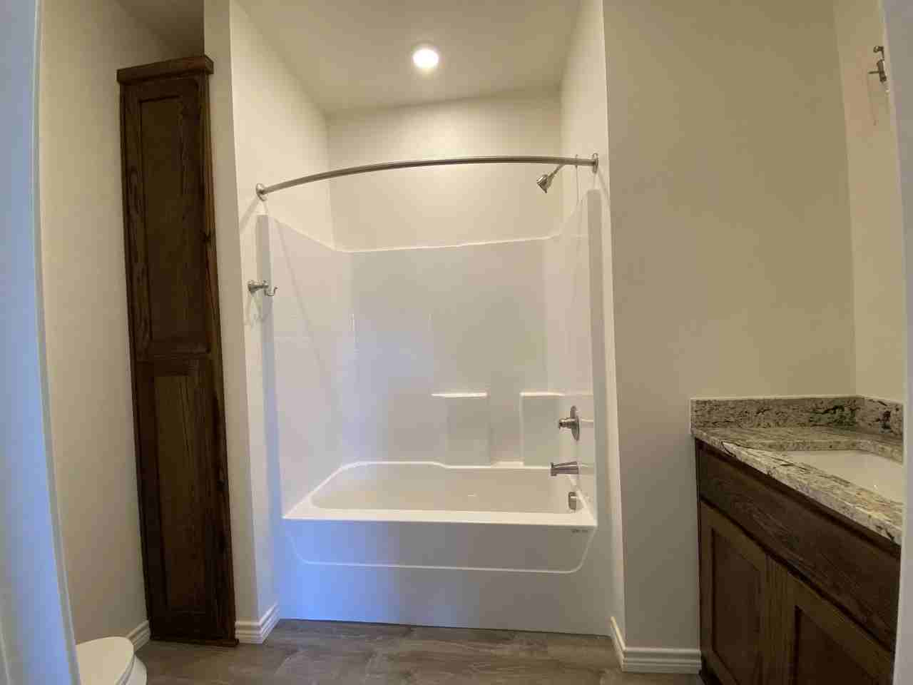 520 S First Ave #5 - Photo 4 of 11