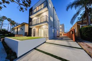 Luxury 3 & 4 Bed Townhomes | Walk to NoHo Arts District + Toluca Lake - Photo 1 of 1