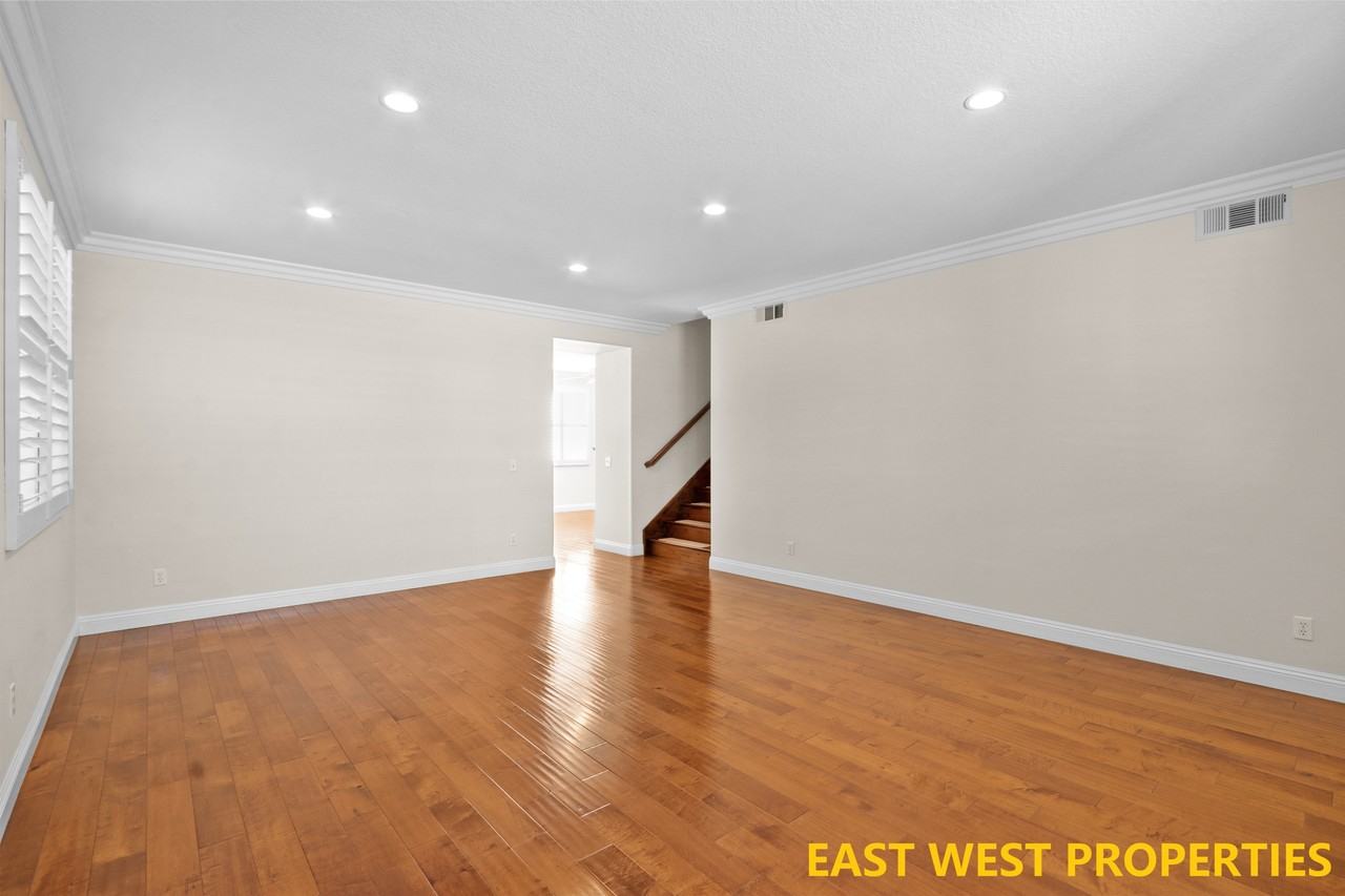 2 Monument Pl #1 - Photo 5 of 35