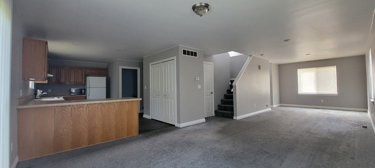 3253 E 11 Mile Rd - Photo 3 of 20
