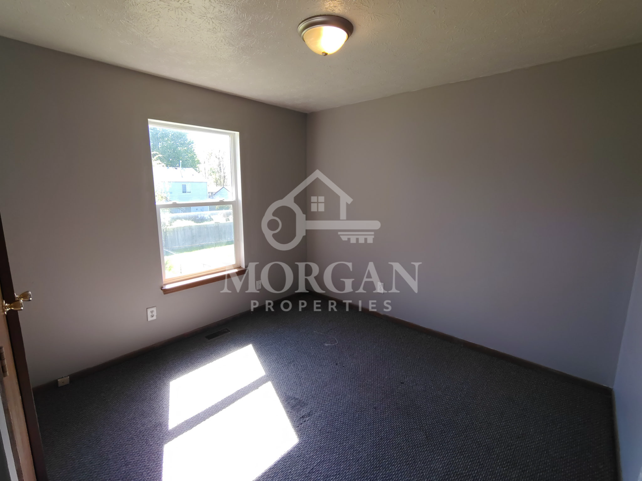 1724 Greenwood Dr - Photo 7 of 8