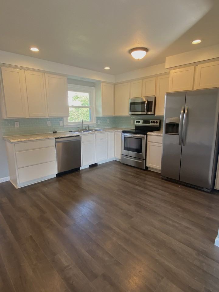 2301 Sherwood Hills Ct #1 - Photo 6 of 23
