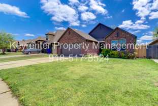 1911 W Canton Pl - Photo 1 of 1