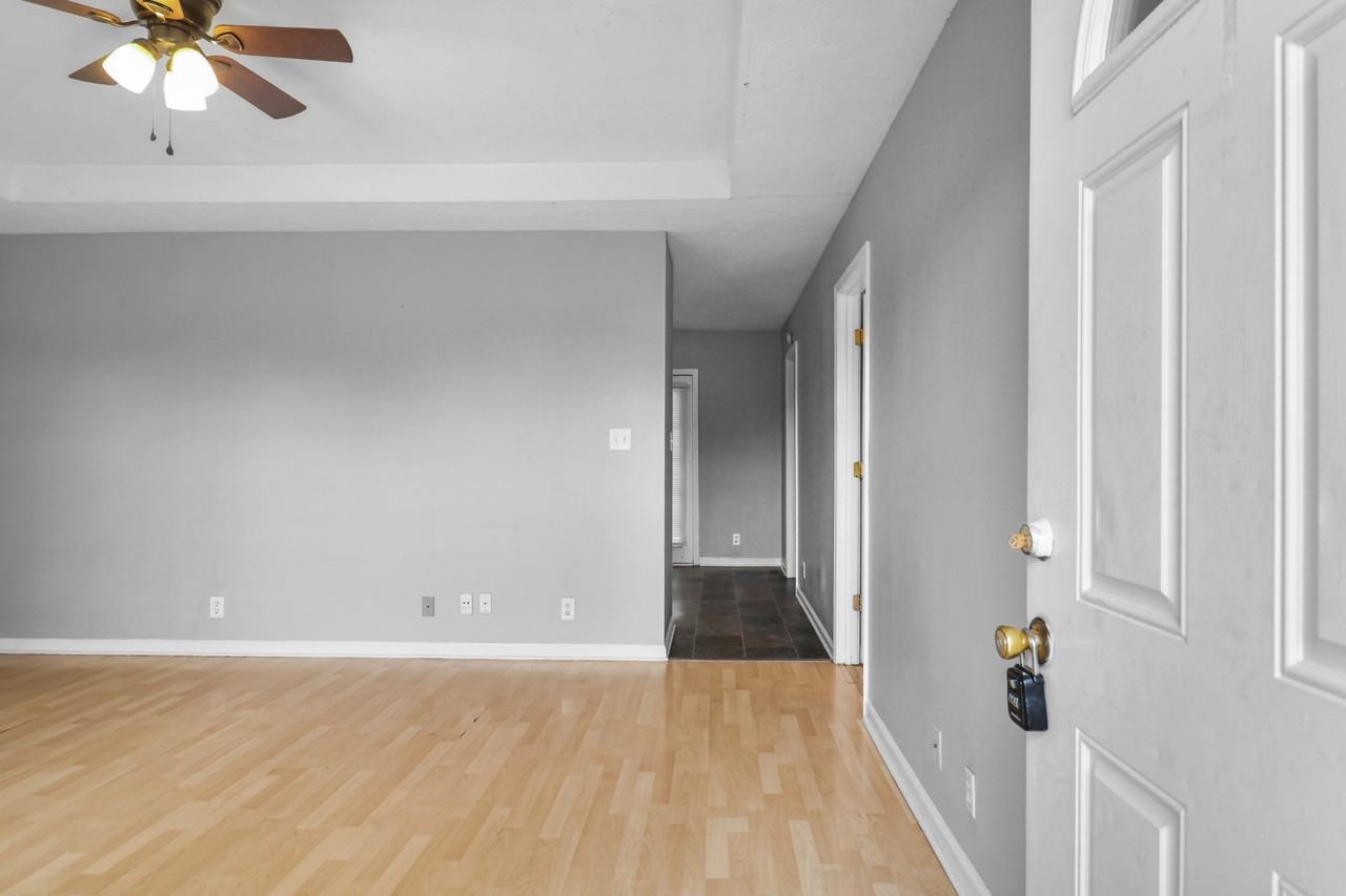 3431 Sandpiper Drive - 1Unit A #1 - Photo 5 of 28