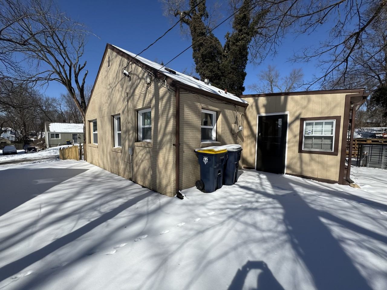 6729 Bellefontaine Ave #1 - Photo 3 of 17