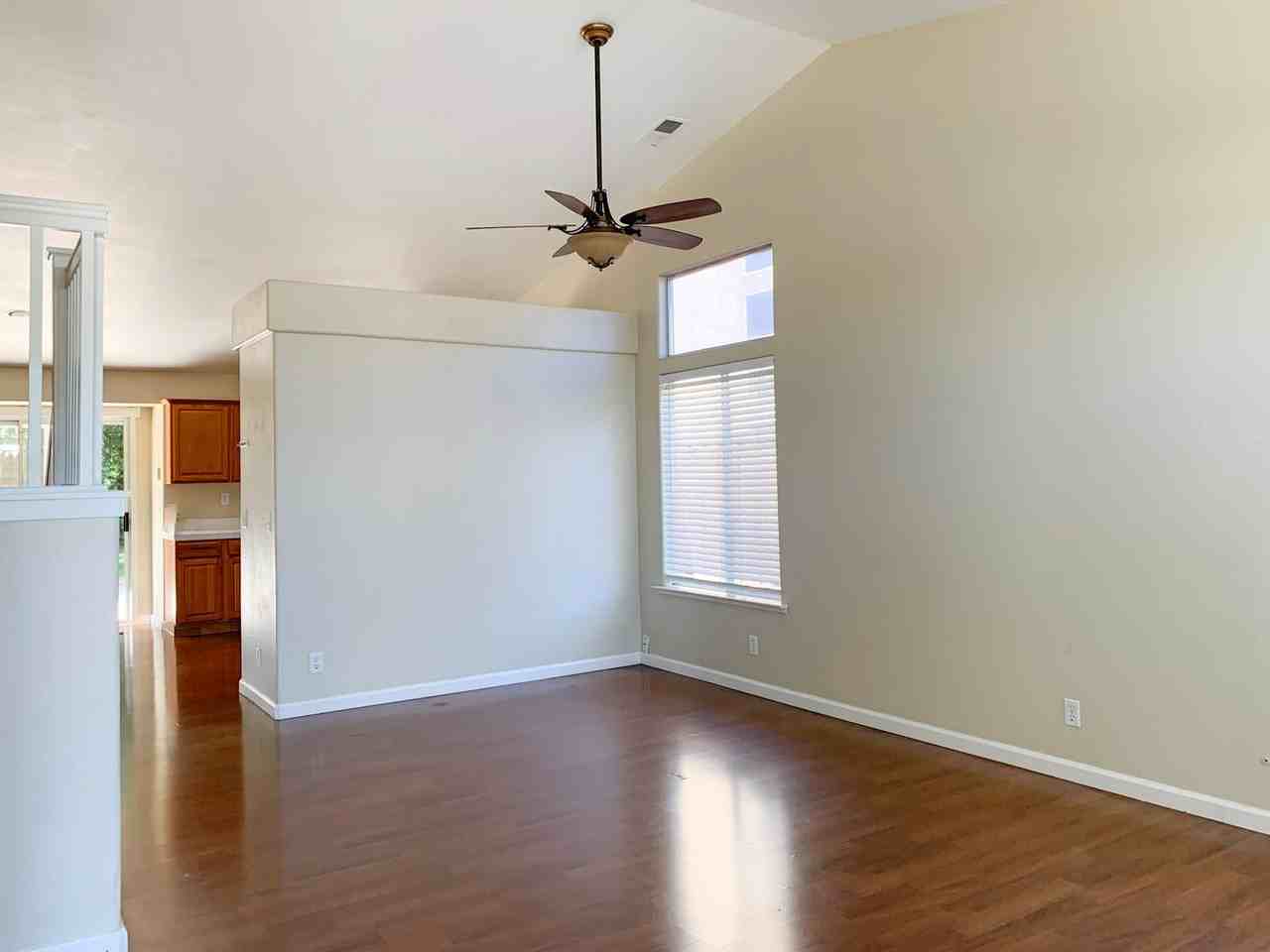 701 La Baig Dr - Photo 4 of 38