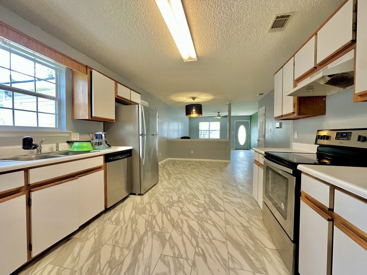 1717 Largo Cir #1 - Photo 5 of 22