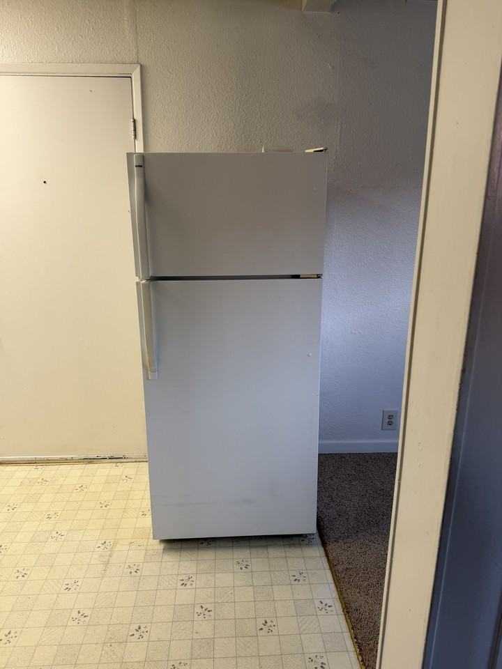 821 Humboldt St #1A - Photo 7 of 9