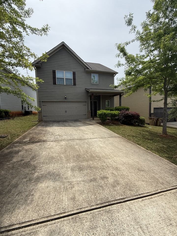 2529 Shropshire Pl #1 - Photo 2 of 18