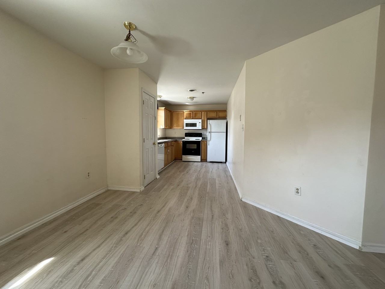 934 Rose St #204 - Photo 4 of 8