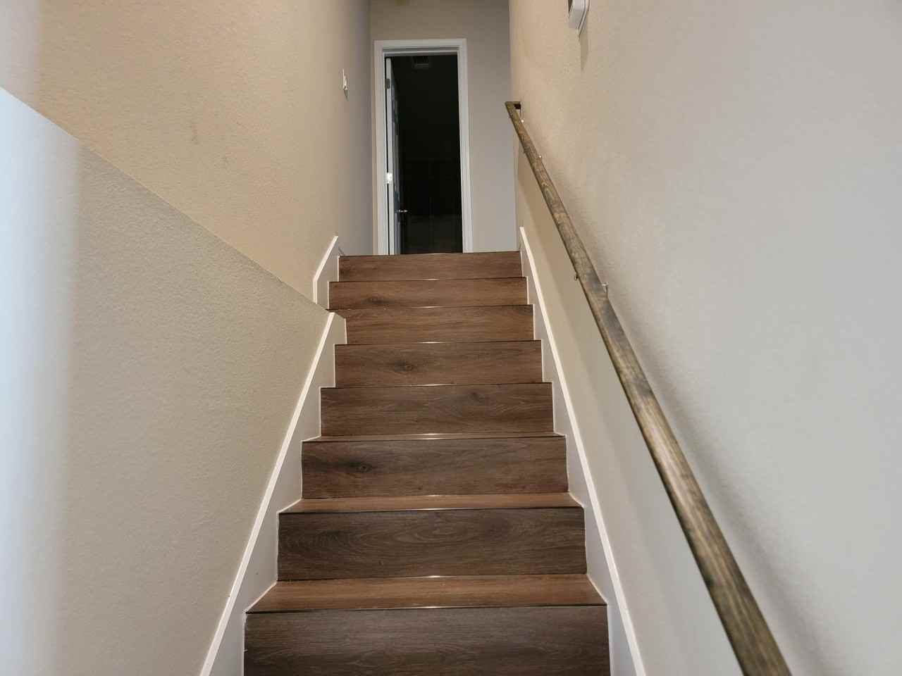 507 Stringer St #B - Photo 5 of 8