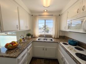 NOW LEASING! 520 S Sixth Street, Burbank, CA 91506 - Photo 1 of 1