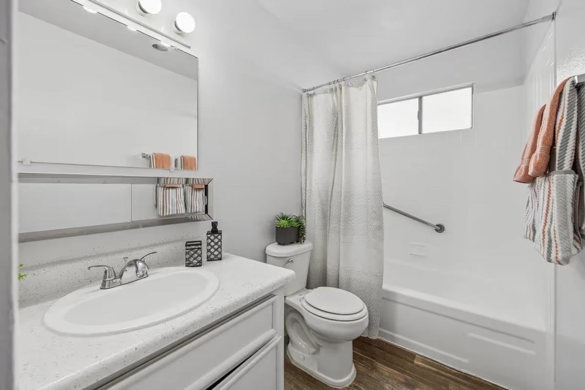 3161 W Cheryl Dr - Photo 7 of 30
