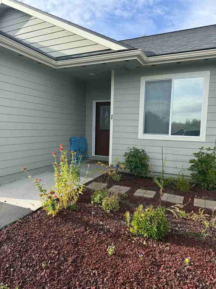 245 W Celtic Cir #1 - Photo 3 of 38