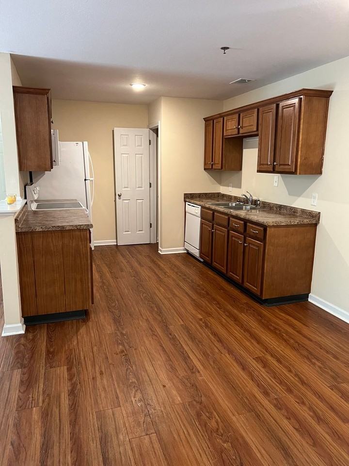 Old Mill Apartments - Photo 2 of 8