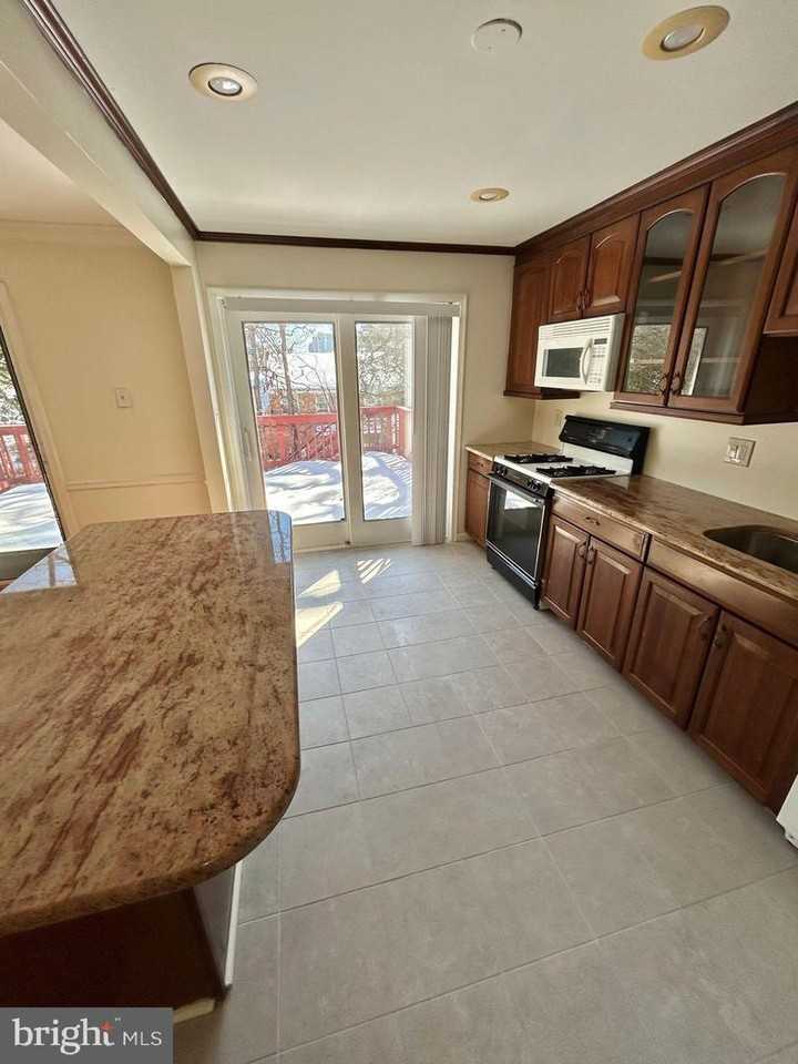 3301 Spring Ln #1 - Photo 7 of 13