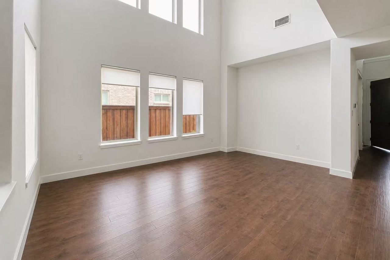 1506 French Violet Way #1 - Photo 3 of 10