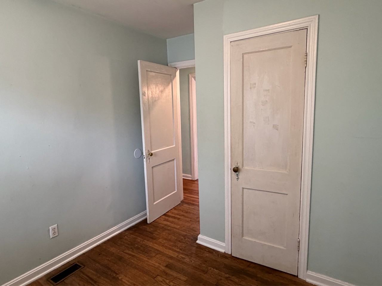 414 Prince St #1 - Photo 7 of 17