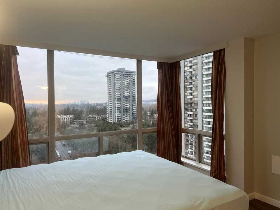 1285 9633 Manchester Dr #1803 - Photo 4 of 9