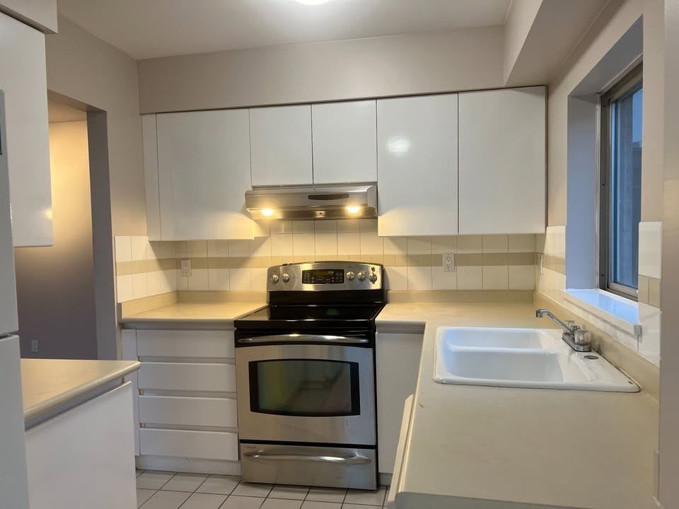 1285 9633 Manchester Dr #1803 - Photo 5 of 9