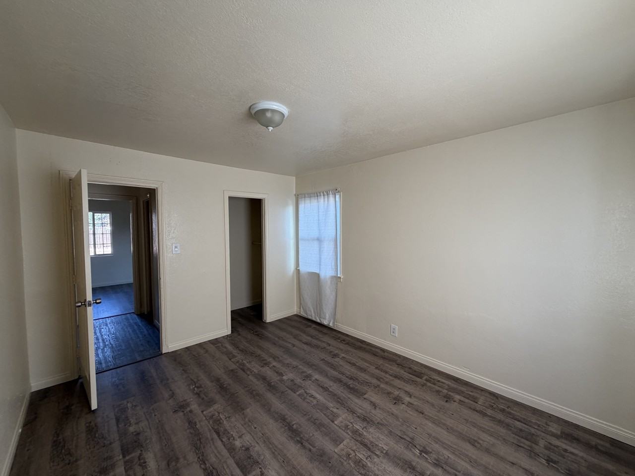 701 Mcclean Ave #1 - Photo 5 of 10