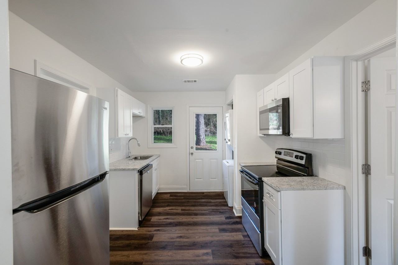 45 Baker Dr Sw #1 - Photo 4 of 22