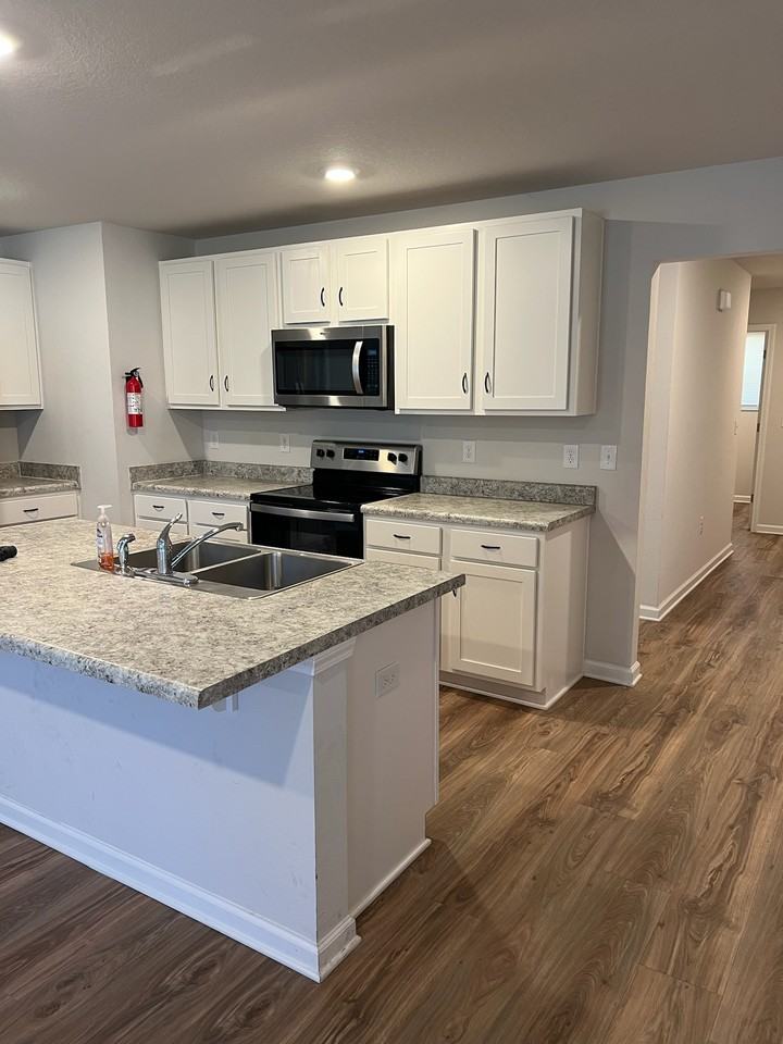5418 Peach Dr #1 - Photo 2 of 33
