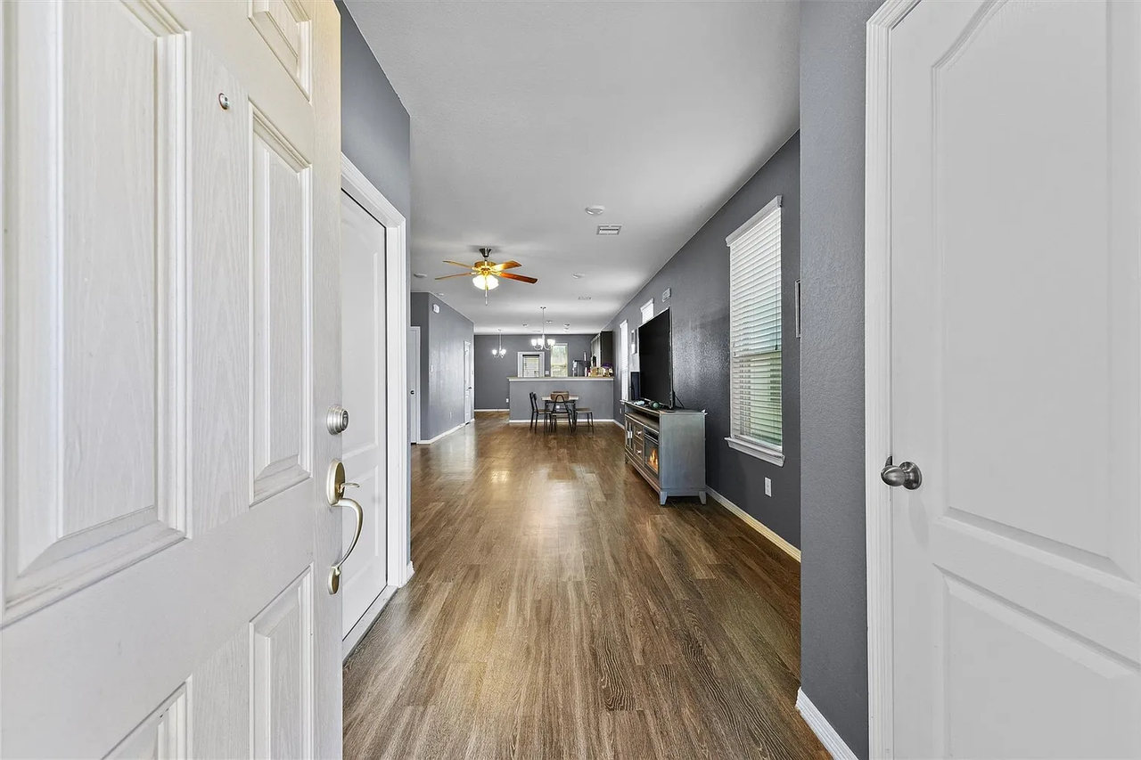 13206 Clifton Hill Ln #1 - Photo 3 of 21