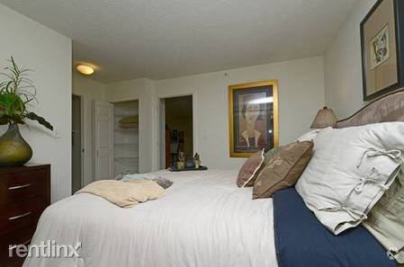 100 Hilltop Rd - Photo 3 of 18