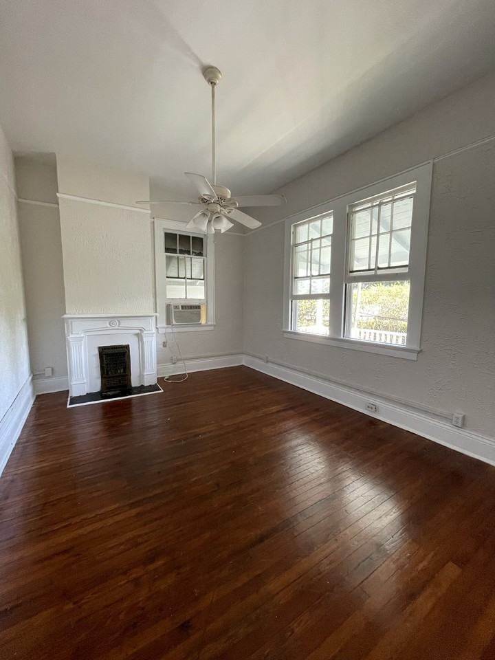 4229 Coliseum St. St Upper Right - Photo 2 of 12