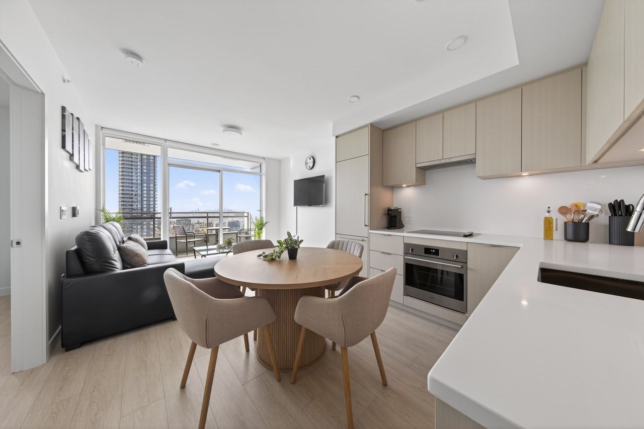 13675 107A Avenue #2606 - Photo 4 of 17