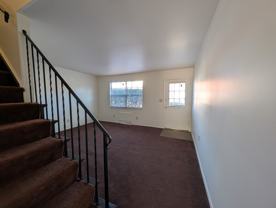 1174 Kelburn Rd Apt D #1174D - Photo 1 of 1