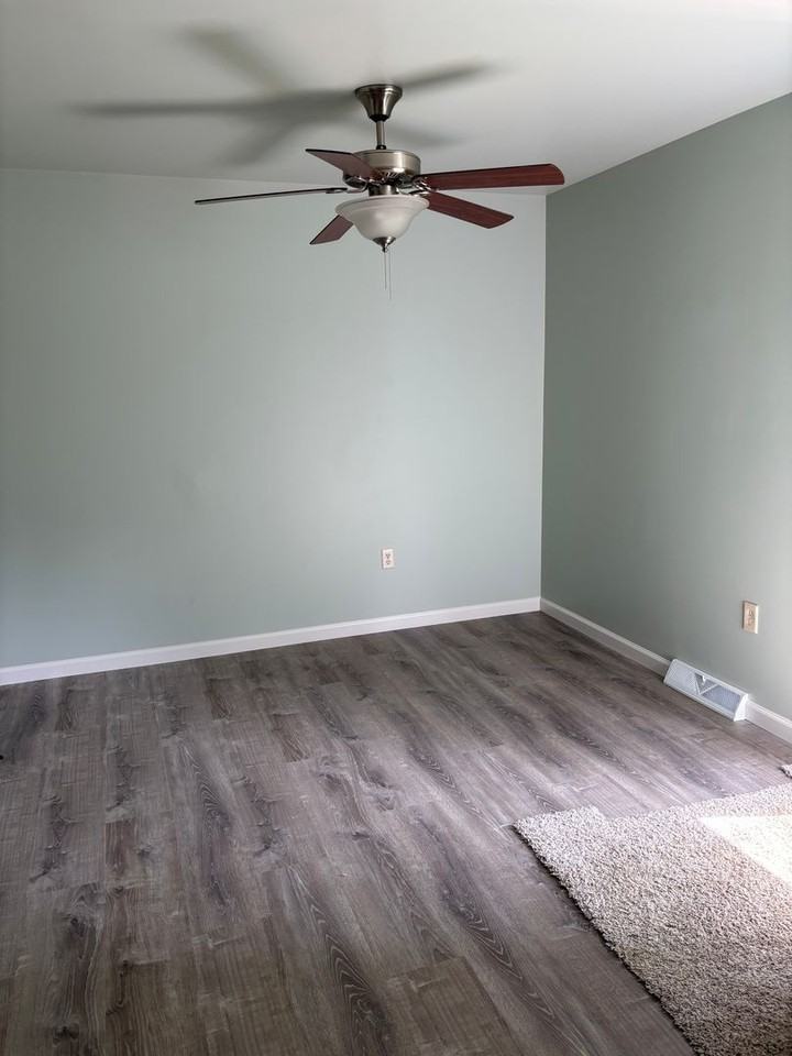 908 Reinoehl St - Photo 2 of 11