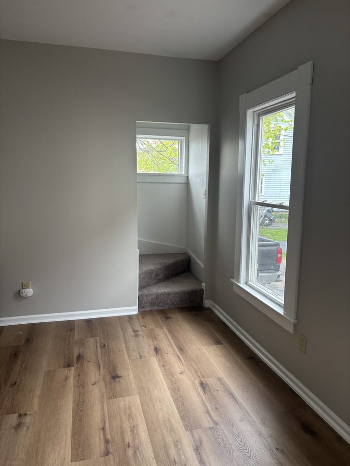 404 Main St #404B - Photo 6 of 12