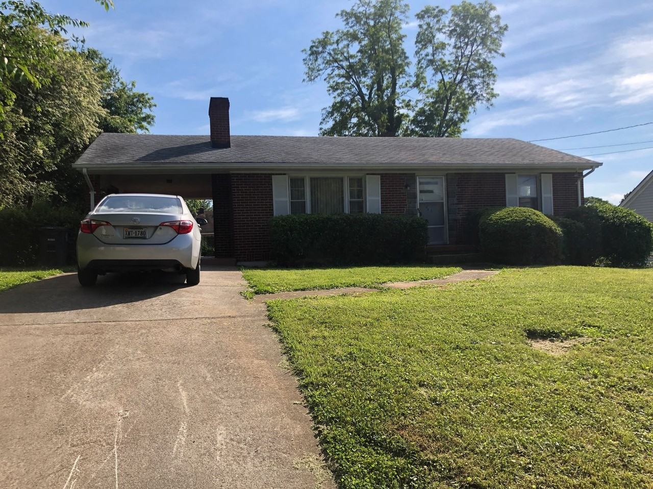 905 Johnson Rd - Photo 2 of 27