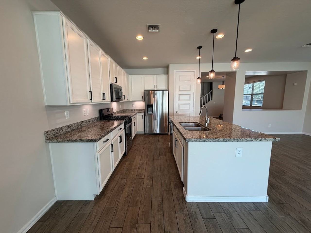 9854 E Tungsten Dr - Photo 5 of 39