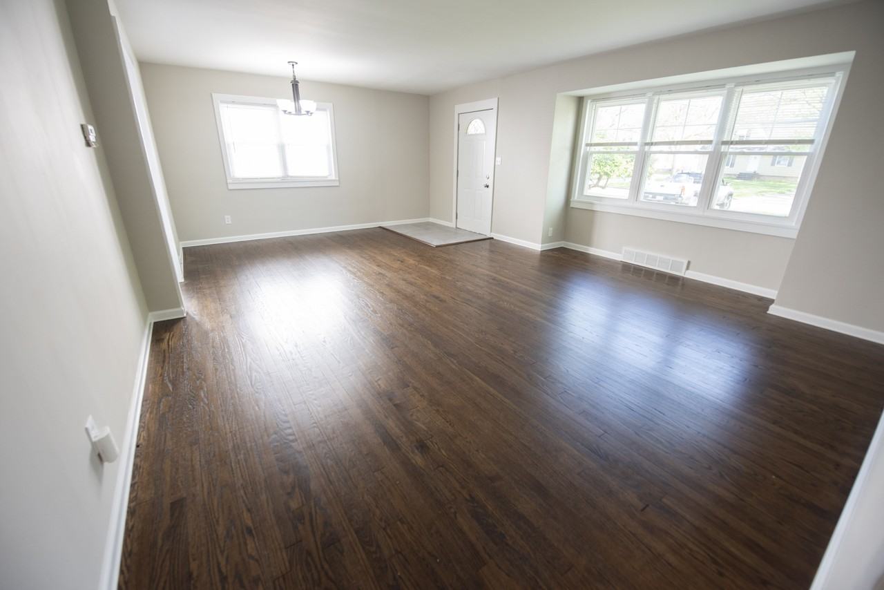 10780 Woodview Blvd #1 - Photo 4 of 10