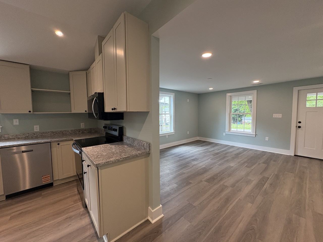 2518 Carter St #1 - Photo 4 of 30