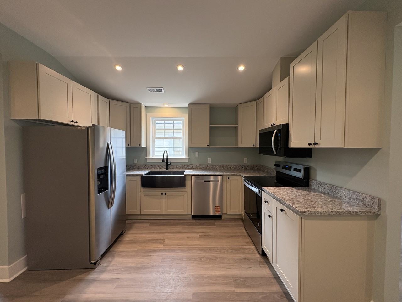 2518 Carter St #1 - Photo 6 of 30