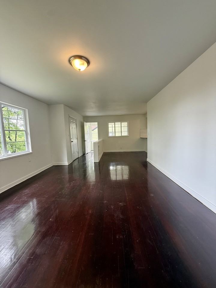 2609 20th Street Ensley #1 - Photo 2 of 10