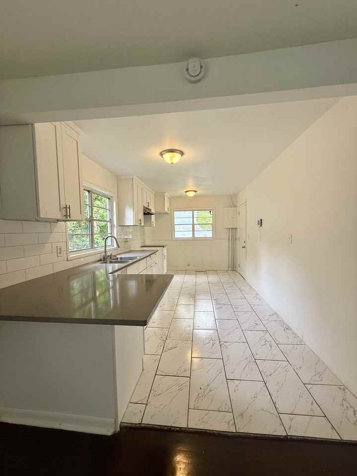 2609 20th Street Ensley #1 - Photo 3 of 10