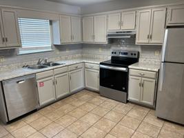 featured image of 11 Carriage Ln