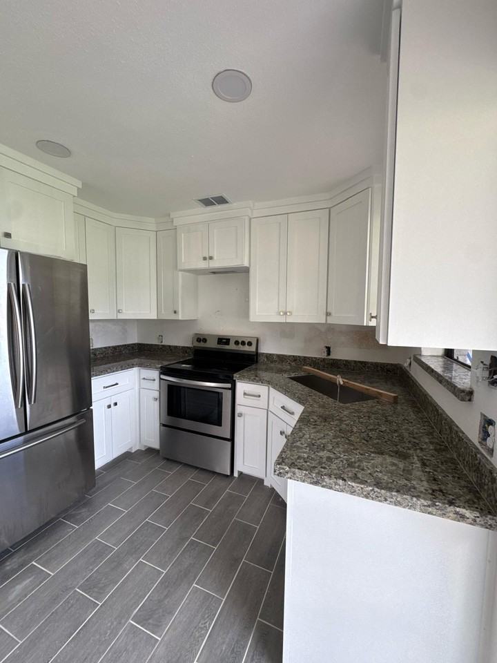 1722 Hayden St #1 - Photo 2 of 25