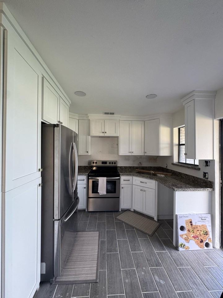 1722 Hayden St #1 - Photo 3 of 25