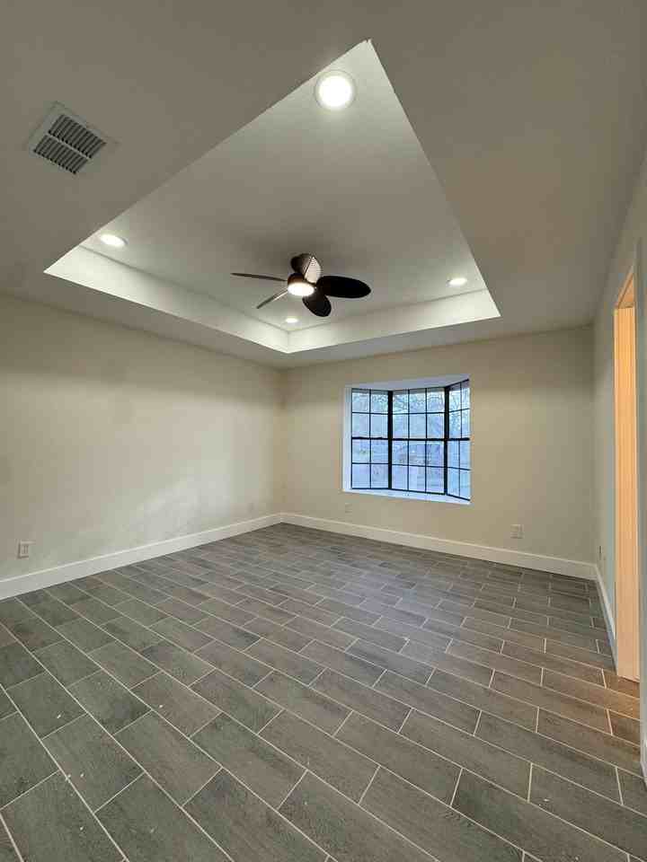 1722 Hayden St #1 - Photo 5 of 25