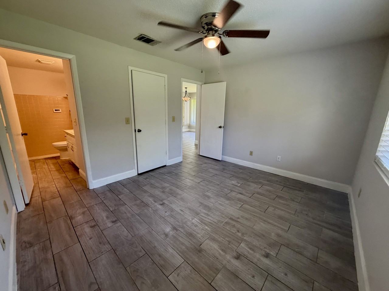 1590 Se Dewberry Ct #1 - Photo 4 of 18