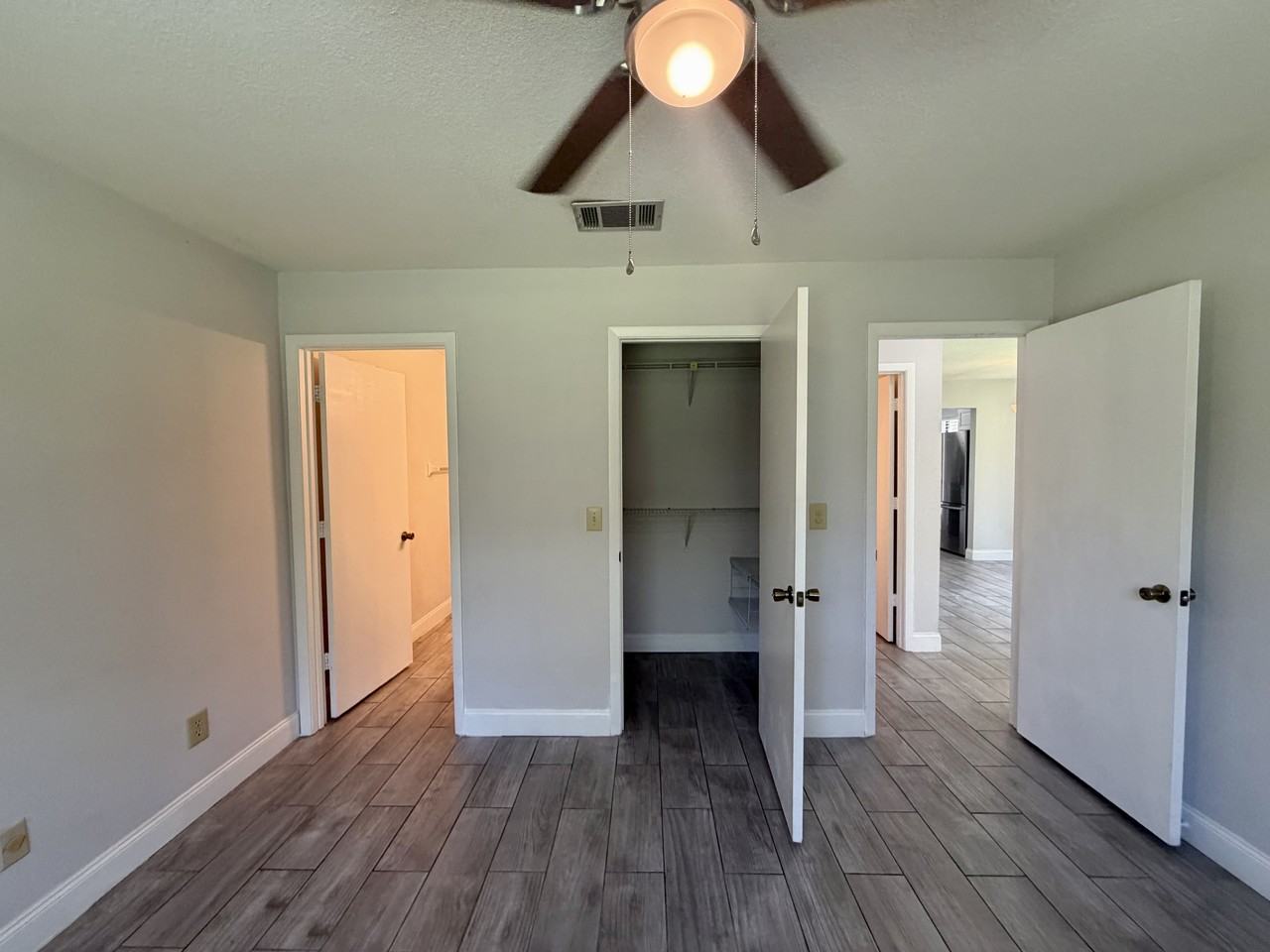 1590 Se Dewberry Ct #1 - Photo 5 of 18