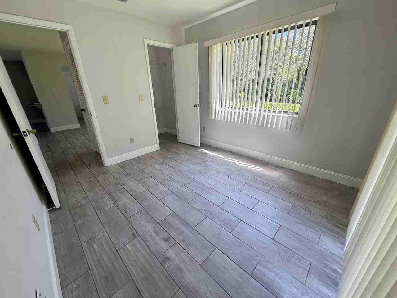 1590 Se Dewberry Ct #1 - Photo 6 of 18