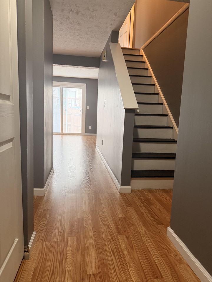 2950 Mossy Brink Ct #1 - Photo 3 of 10